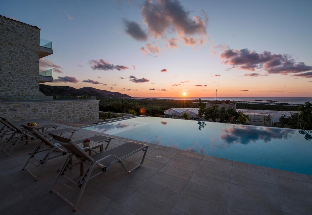 Petras Resort Фаласарна Екстериор снимка